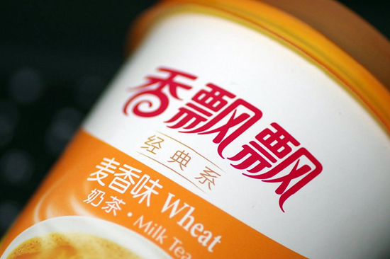 凡资配 半年狂亏近1亿，暴跌230%！“奶茶第一股”香飘飘卖不动了 | BUG