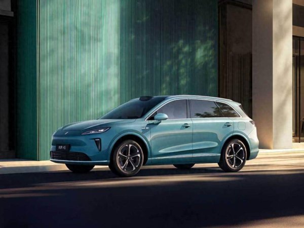 成都赚配网 15万要续航、充电还是驾驶辅助？尚界H5、零跑C11怎么选？